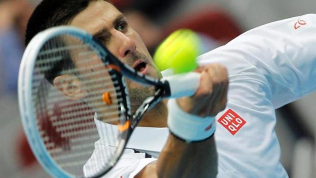 Novak Djokovic em partida do Masters 1000 de Xangai