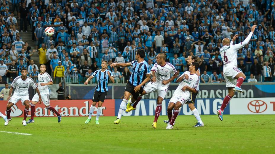 Grêmio e Fluminense empataram em 0 a 0 em jogo tenso na Arena em Porto Alegre