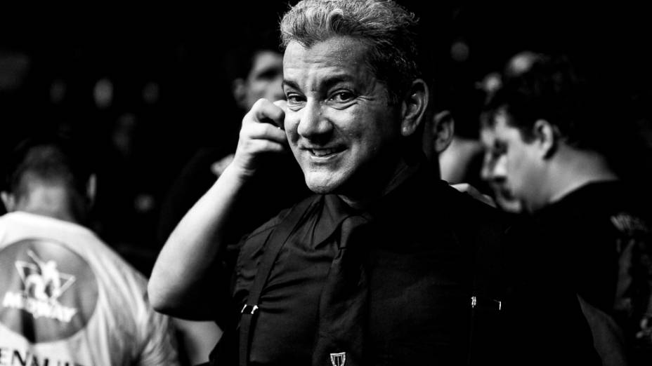 Bruce Buffer após a final do reality The Ultimate Fighter, em Fortaleza