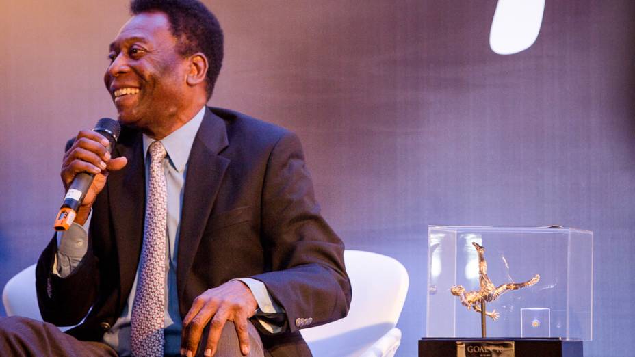Para Pelé, governo não deu a atenção necessária às Olimpíadas