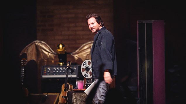 O vocalista da banda Pearl Jam, apresentou canções de sua carreira solo