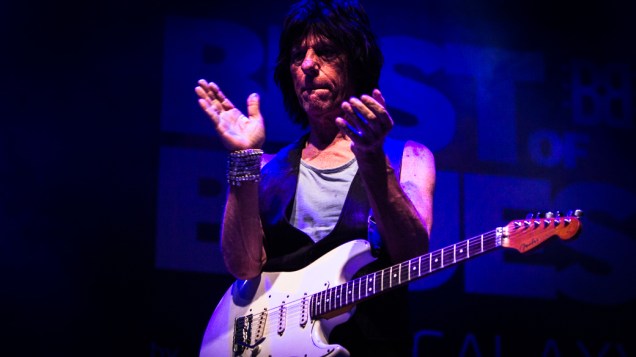 O guitarrista britânico Jeff Beck se apresenta na segunda noite do festival Samsung Best Of Blues em São Paulo