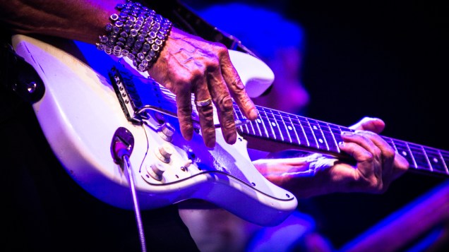 O guitarrista britânico Jeff Beck se apresenta na segunda noite do festival Samsung Best Of Blues em São Paulo