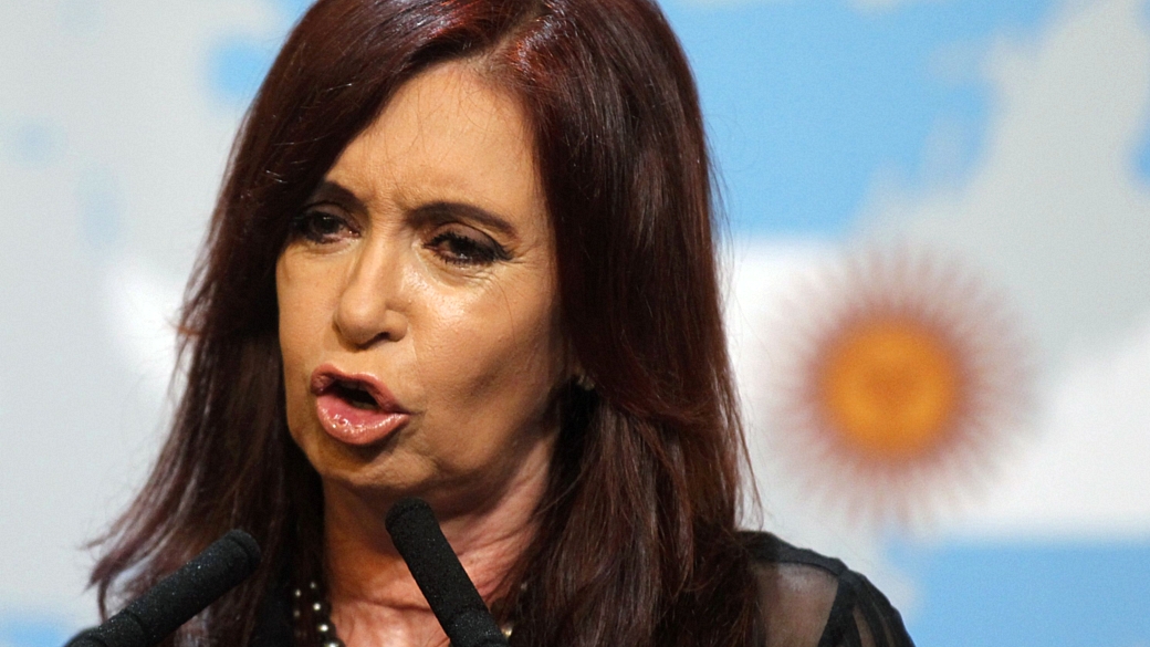 Cristina Kirchner sugere transferir a sede do pagamento da dívida do Bank of New York para Buenos Aires, Paris ou outro lugar escolhido pelos credores