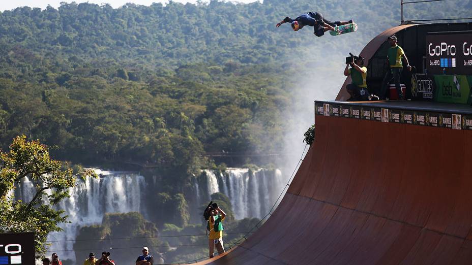 Sandro Dias, o Mineirinho, leva a prata no skate vertical em Foz do Iguaçu