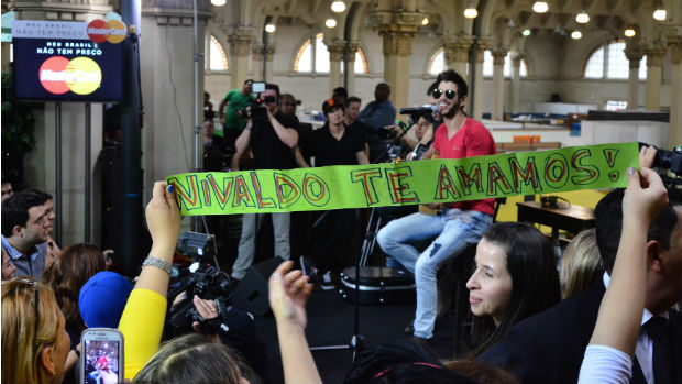 Plateia no show de Gusttavo Lima no Mercadão