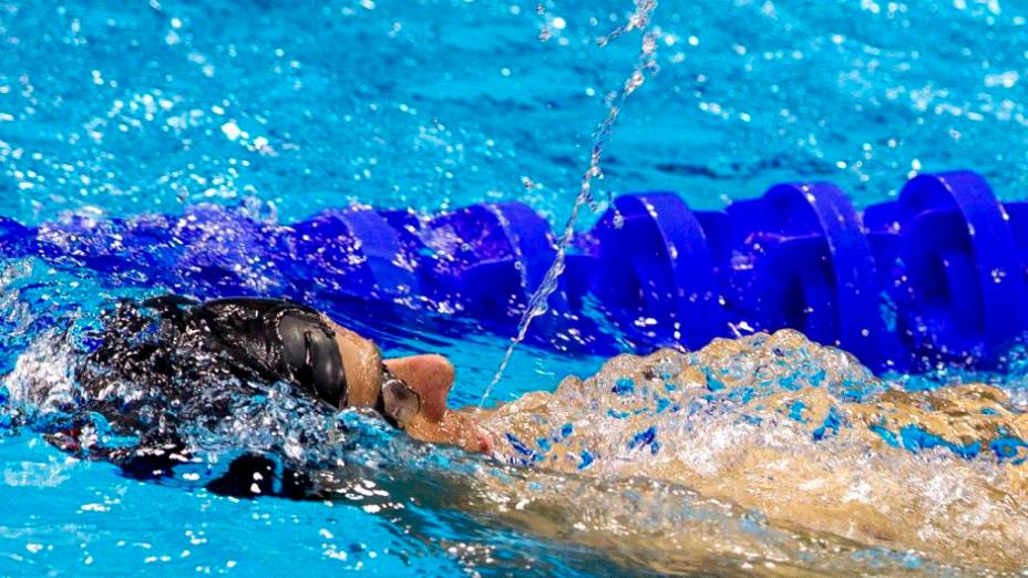 O nadador brasileiro César Cielo em treino no Centro Aquático