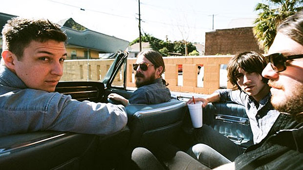 A banda britânica Arctic Monkeys, responsável pelo boom na venda de vinis em 2014