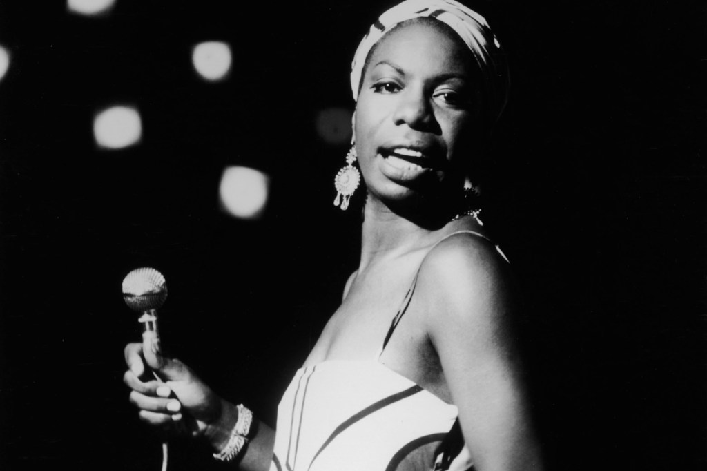 Nina Simone, 90 anos: 5 canções da diva para fugir do Carnaval | VEJA
