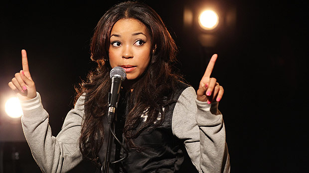 A cantora inglesa Dionne Bromfield, afilhada de Amy Winehouse