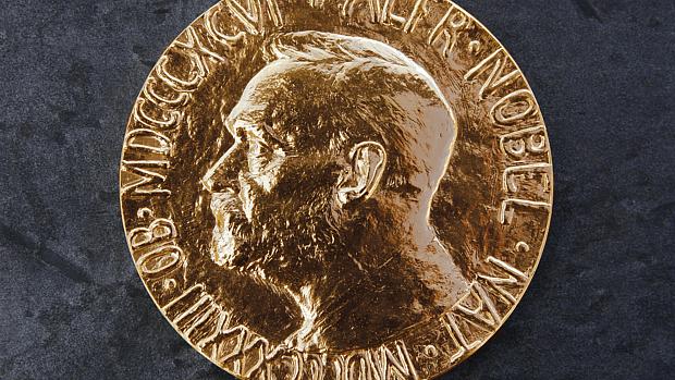 A medalha concedida aos vencedores do Prêmio Nobel