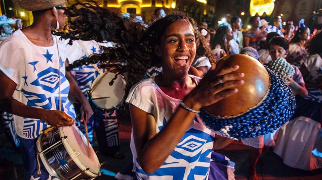 Batuqueiros no show de Naná Vasconcelos durante a abertura oficial do Carnaval do Recife