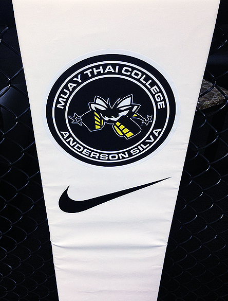  <br><br>  A academia Muay Thai College, do campeão Anderson Silva, em Torrance, na Califórnia