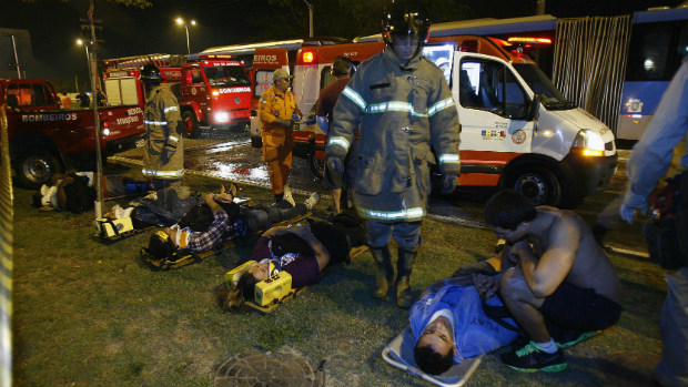 Passageiros receberam os primeiros socorros no local do acidente