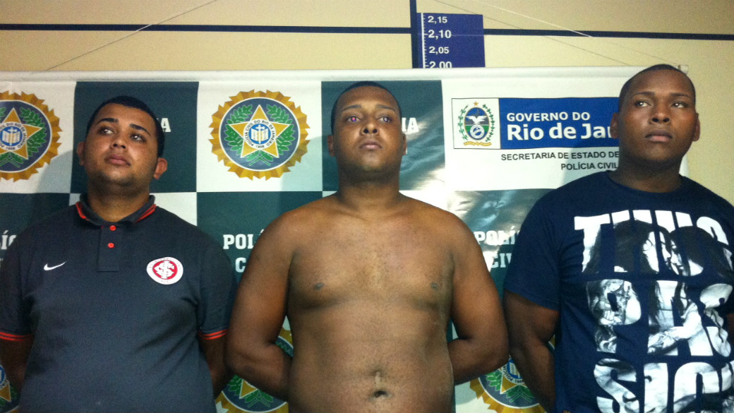 Wallace Aparecido Souza Silva, de 22 anos, e Jonathan Foudakis de Souza, de 20, e Carlos Armando Costa dos Santos, de 21 anos: acusados de estuprar americana em uma van no Rio de Janeiro