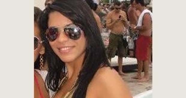 Adriene Cyrilo, ferida por um disparo no carro do jogador Adriano