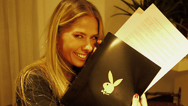 Adriane Galisteu assinou contrato com a 'Playboy' (620)