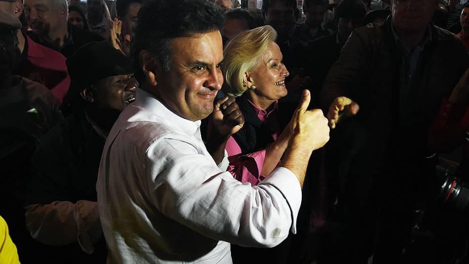 05/09/2014 - O candidato do PSDB à Presidência da República, Aécio Neves. visita a Expointer em Esteio (RS)