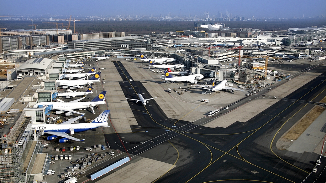 aeroporto de Frankfurt, na Alemanha, administrado pela Fraport