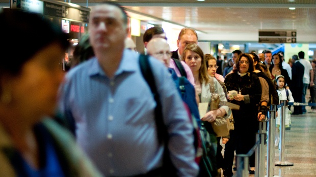Fila no Aeroporto Salgado Filho, em Porto Alegre