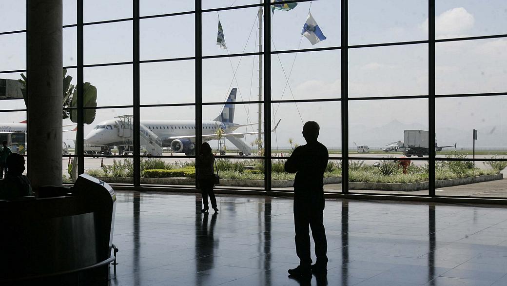 Aeroporto Santos Dumont sofreu atrasos e cancelamentos