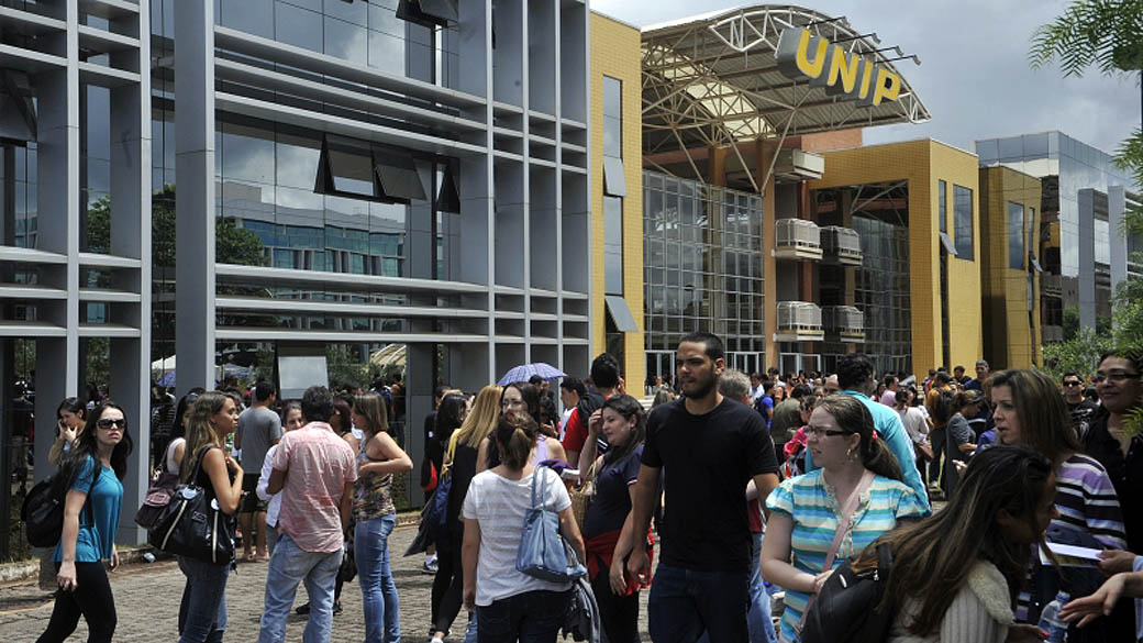 Prédio da Unip onde foi cancelada prova do TRT, em Brasília