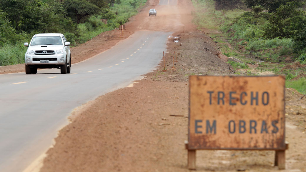 Rodovias: depois do fracasso do leilão da BR-262, governo decide rever concessões
