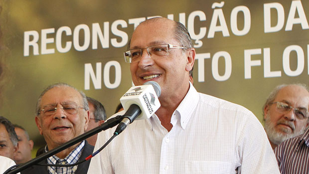 O governador Geraldo Alckmin inaugura sede da polícia civil em Avaré