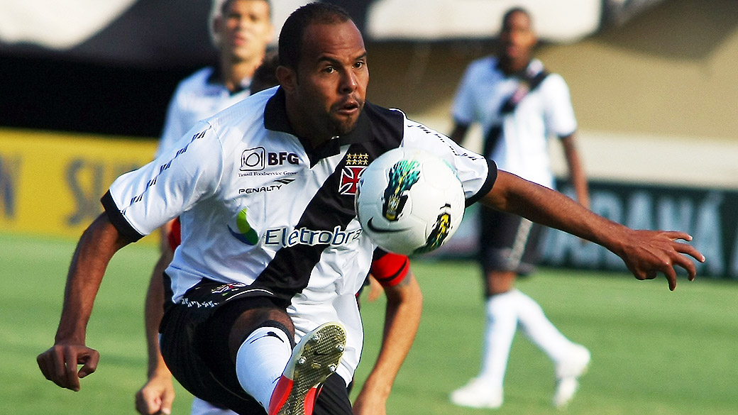 Vasco venceu o Atlético-GO por 1 a 0, neste sábado