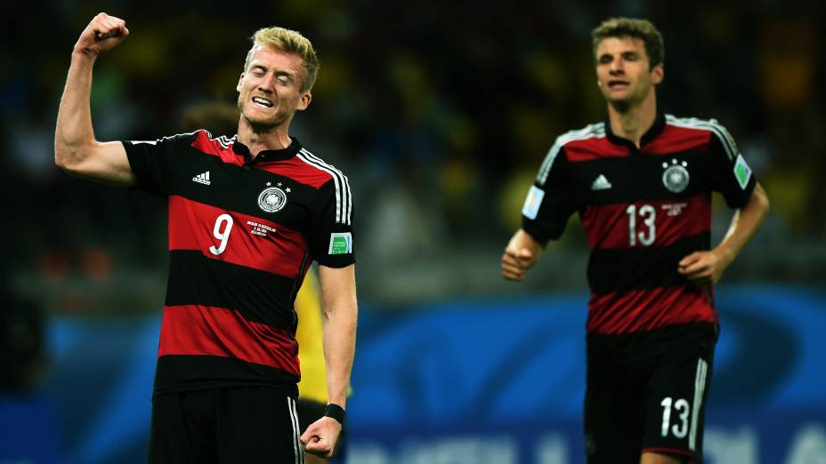 Os jogadores da seleção alemã na goleada histórica sobre o Brasil, na semifinal da Copa do Mundo, no Mineirão
