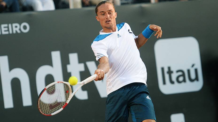 Alexandr Dolgopolov na final contra Rafael Nadal, no Rio de Janeiro