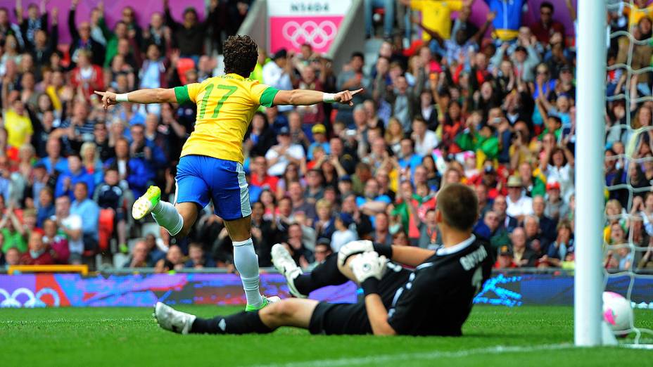 O time olímpico do Brasil, contra a Bielorrússia na sua segunda partida pelo torneio masculino de futebol, em 29/07/2012