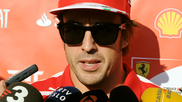 Fernando Alonso durante entrevista no Japão: Hoje Vettel é o melhor