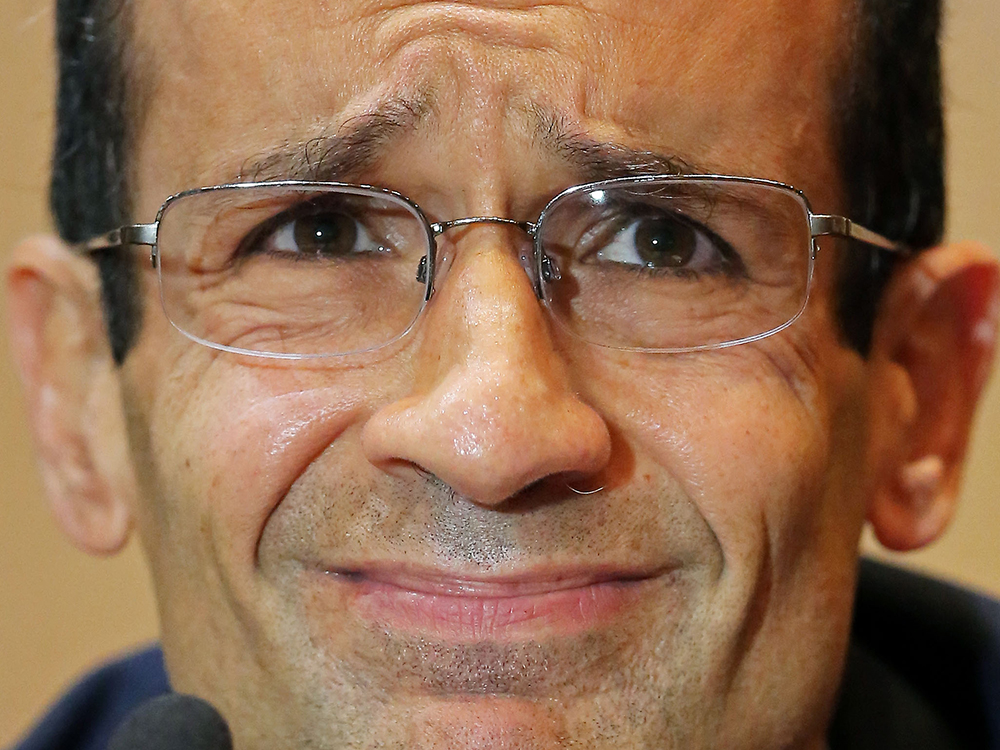 O executivo Marcelo Odebrecht, preso na Operação Lava Jato, durante depoimento à CPI da Petrobras em Curitiba, nesta terça-feira (01)