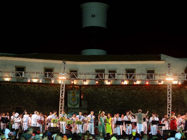 Carnaval de Salvador é aberto com grande orquestra no Farol da Barra, nesta quarta-feira (11)<br>