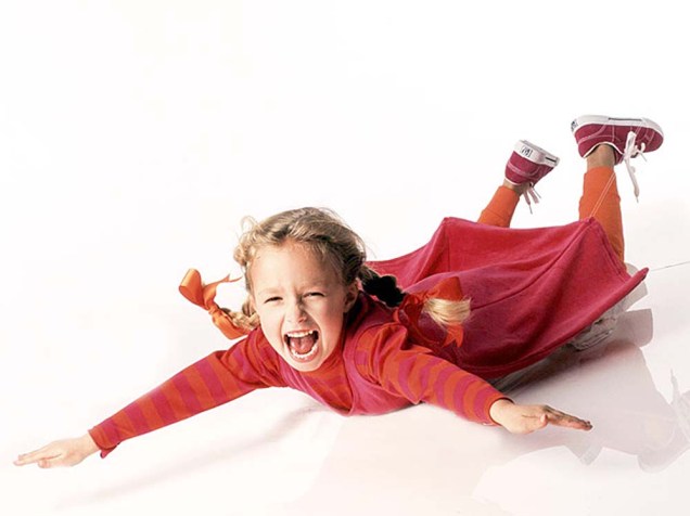 A atriz das séries Heroes e Nashville Hayden Panettiere, na capa da revista FamilyPC em 1995, aos 6 anos