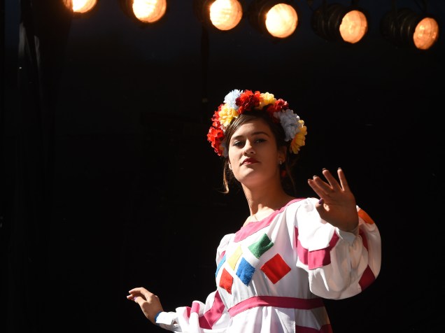 Apresentação do Isbá, grupo que representa o folclore da Bielorrúsia, durante a 20ª Festa do Imigrante. As coreografias tem como objetivo representar costumes do povo bielorrusso, com danças nas quais os rapazes demonstram orgulho e as mulheres graciosidade