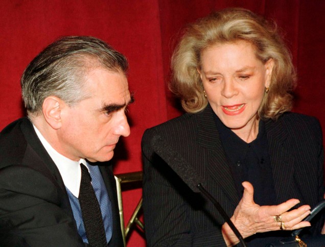 Lauren Bacall ao lado do diretor Martin Scorsese em Nova York, em 1997