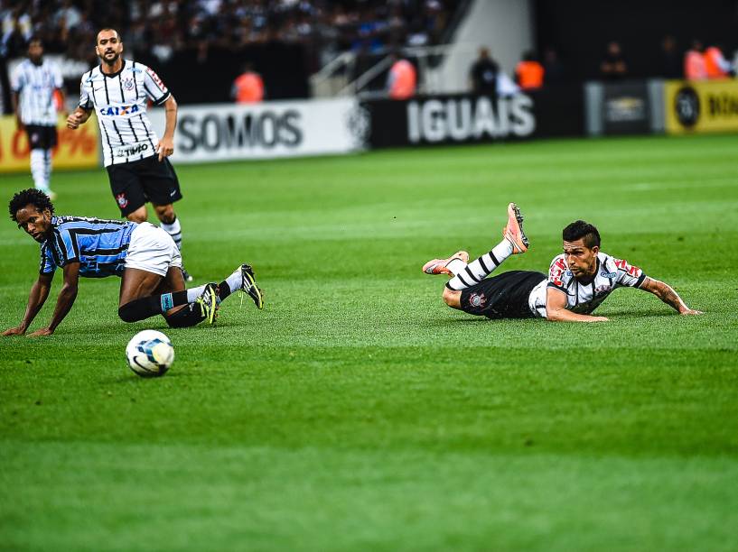 Corinthians bate o Grêmio no Itaquerão - 23/11/2014