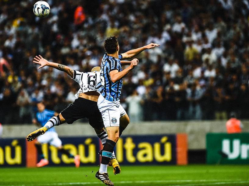 Corinthians bate o Grêmio no Itaquerão - 23/11/2014