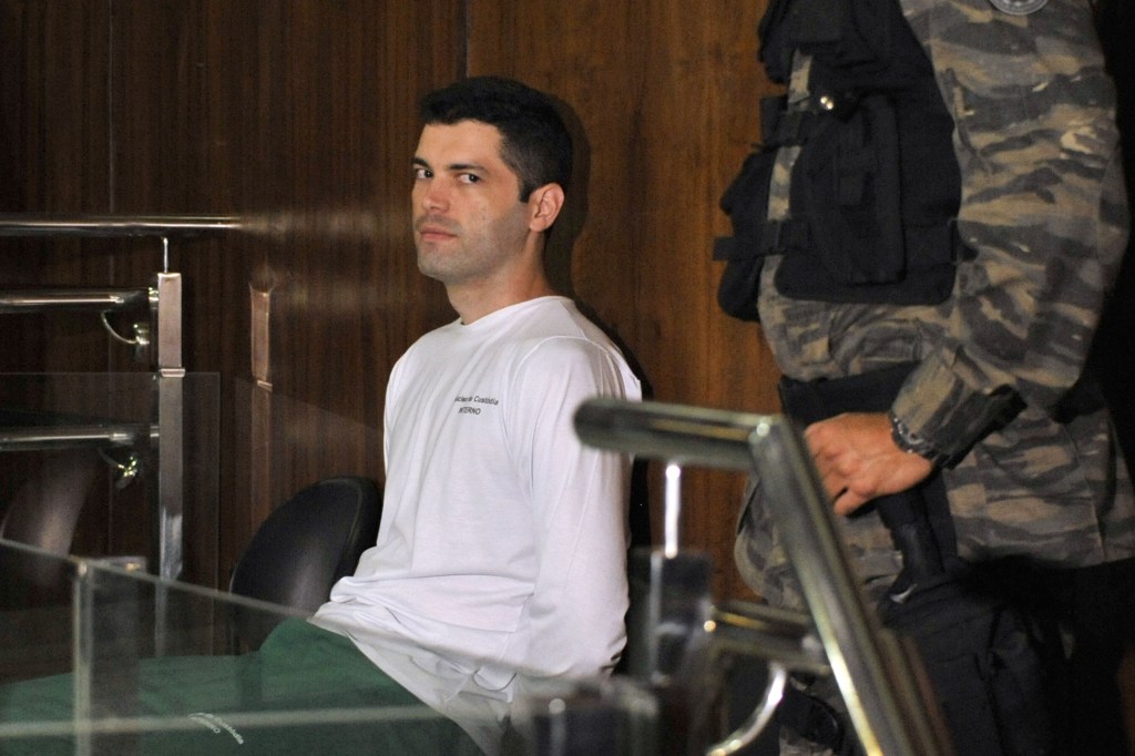 O vigilante Tiago Henrique Gomes da Rocha – suposto serial killer – foi condenado, pelo 1º Tribunal do Júri de Goiânia, em sessão realizada nesta quarta-feira (2)