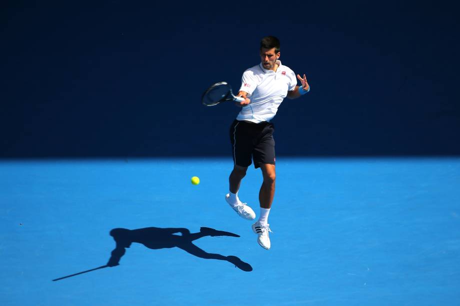 Novak Djokovic passou com extrema facilidade pelo russo Andrey Kuznetsov