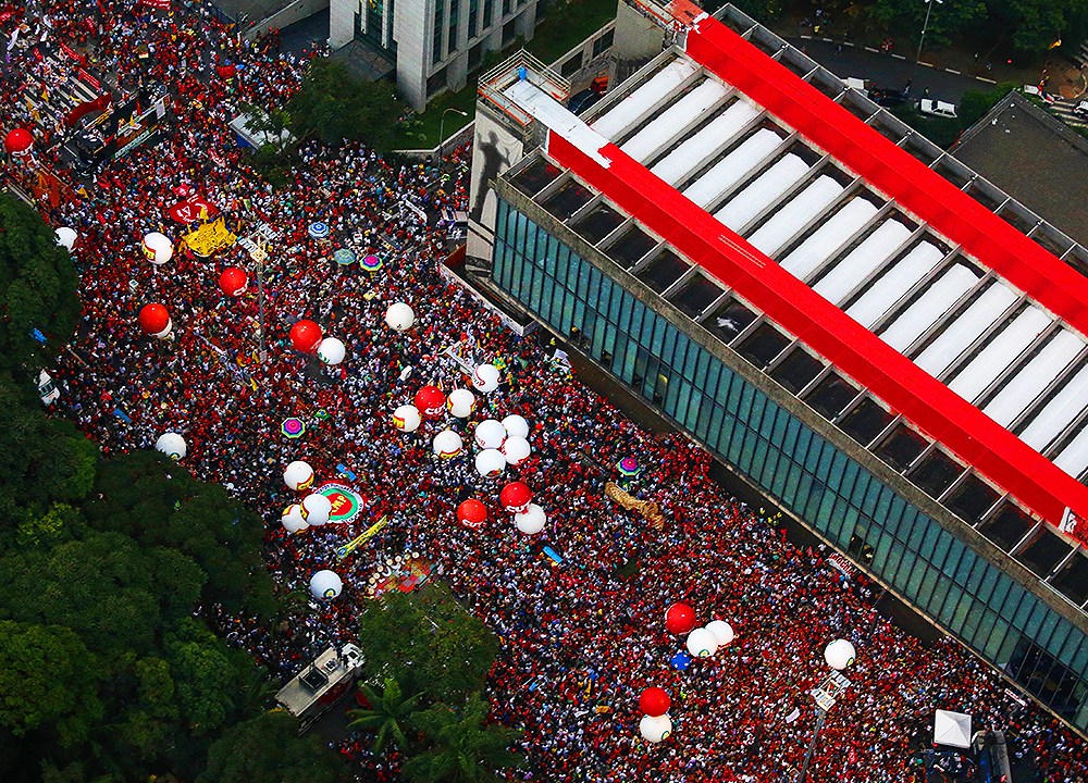 Protesto a favor de Dilma e o ex-presidente Lula, na Avenida Paulista, em São Paulo (SP)