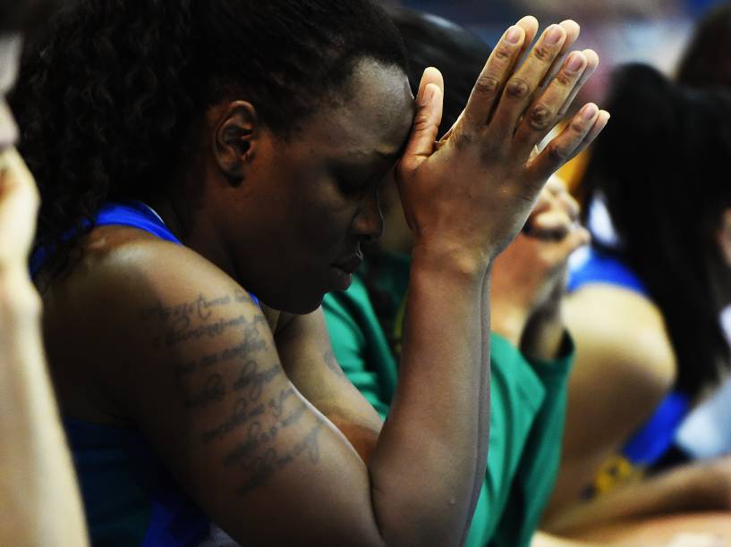 Rivalidade entre o time brasileiro e cubano esquenta a disputa pela medalha de bronze no basquete feminino nos Jogos Pan-Americanos de Toronto, Canadá