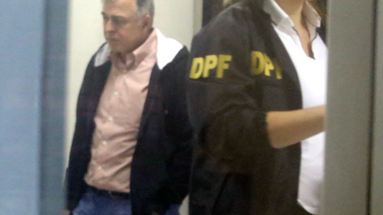 Paulo Roberto Costa, ex-diretor da Petrobras, é preso pela segunda vez pela Polícia Federal