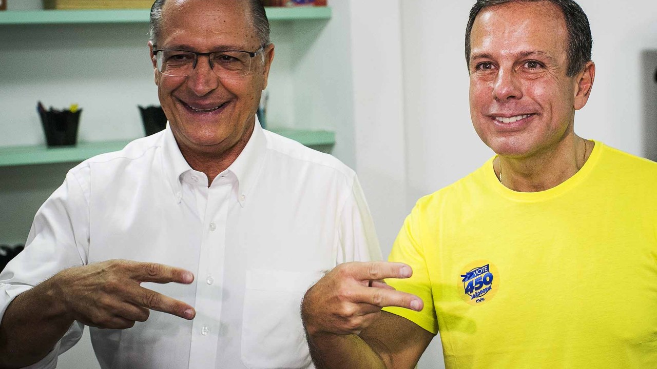 O pré-candidato à prefeitura de São Paulo pelo PSDB, João Dória, com o governador do Estado, Geraldo Alckmin