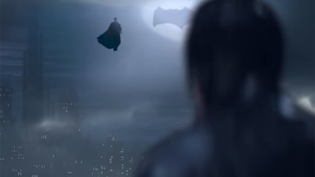 Imagem do confronto de Batman e Super-Homem em Batman vs Superman: A Origem da Justiça, previsto para março de 2016