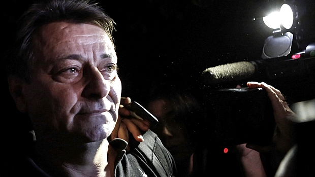 Cesare Battisti deixa carceragem da Polícia Federal, em São Paulo, após habeas corpus