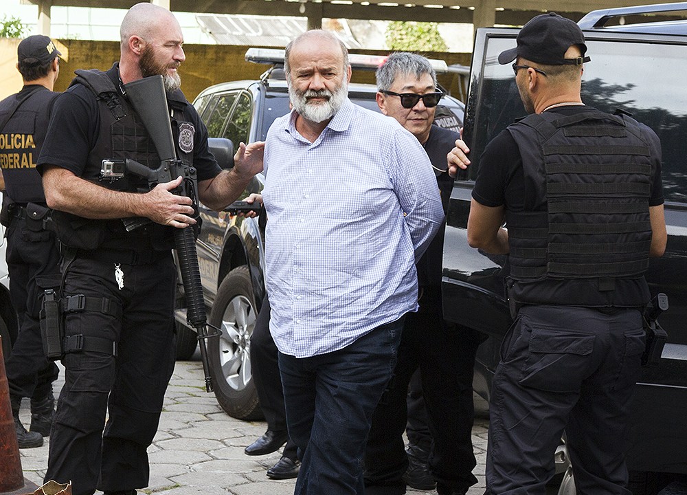 O tesoureiro do PT, João Vaccari Neto, compareceu ao IML para realizar exame de corpo delito em Curitiba