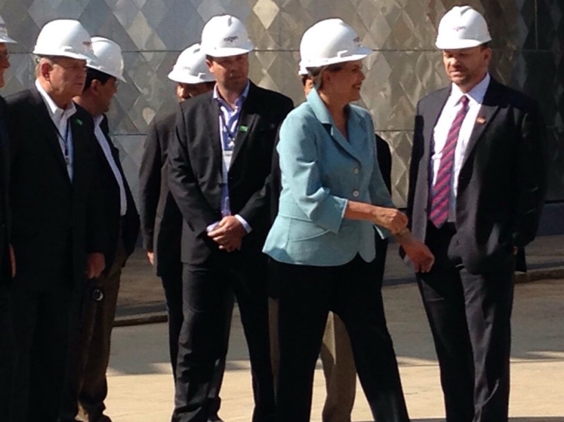 Dilma Rousseff na inauguração de usina de etanol celulósico, em São Paulo<br>